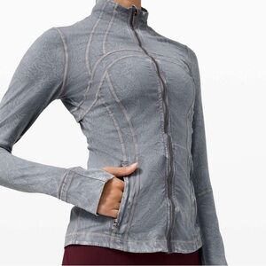 Lululemon Size 8 Define Jacket Nulux Ice Dye Ice Wash Asphalt Grey Slim Fit EUC